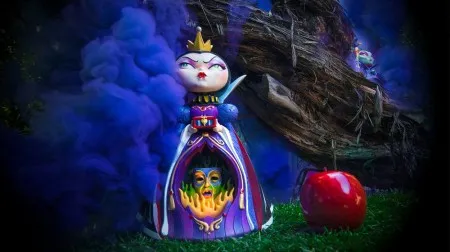 Evil Queen Figurine ( 029173 )