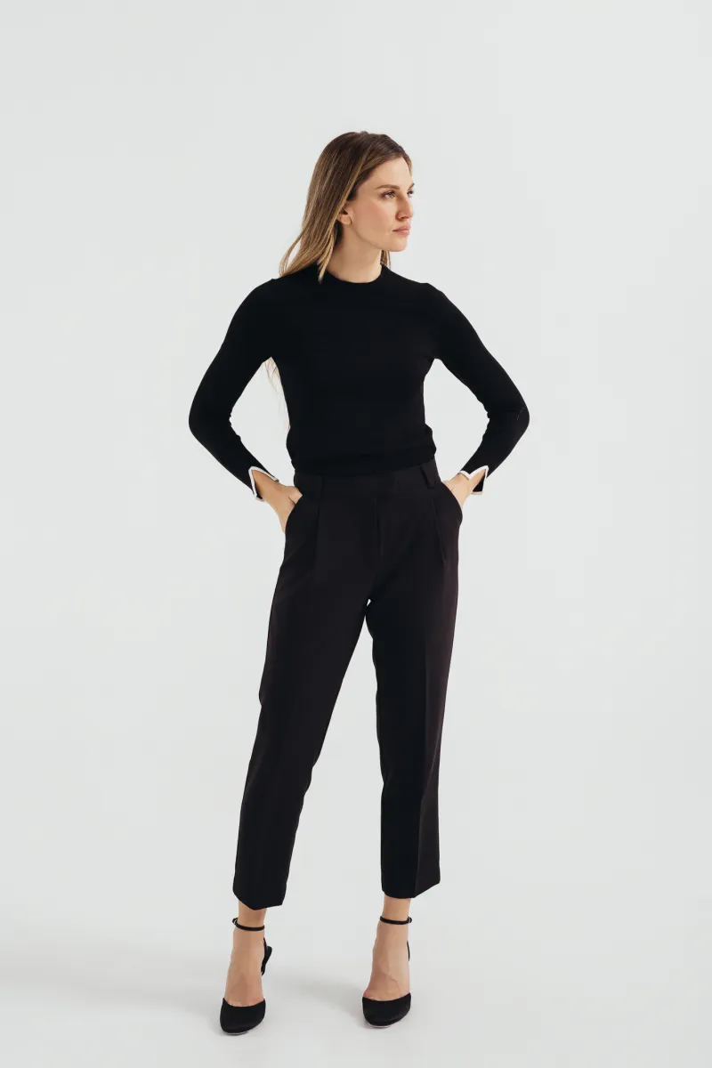 Crne elegantne pantalone