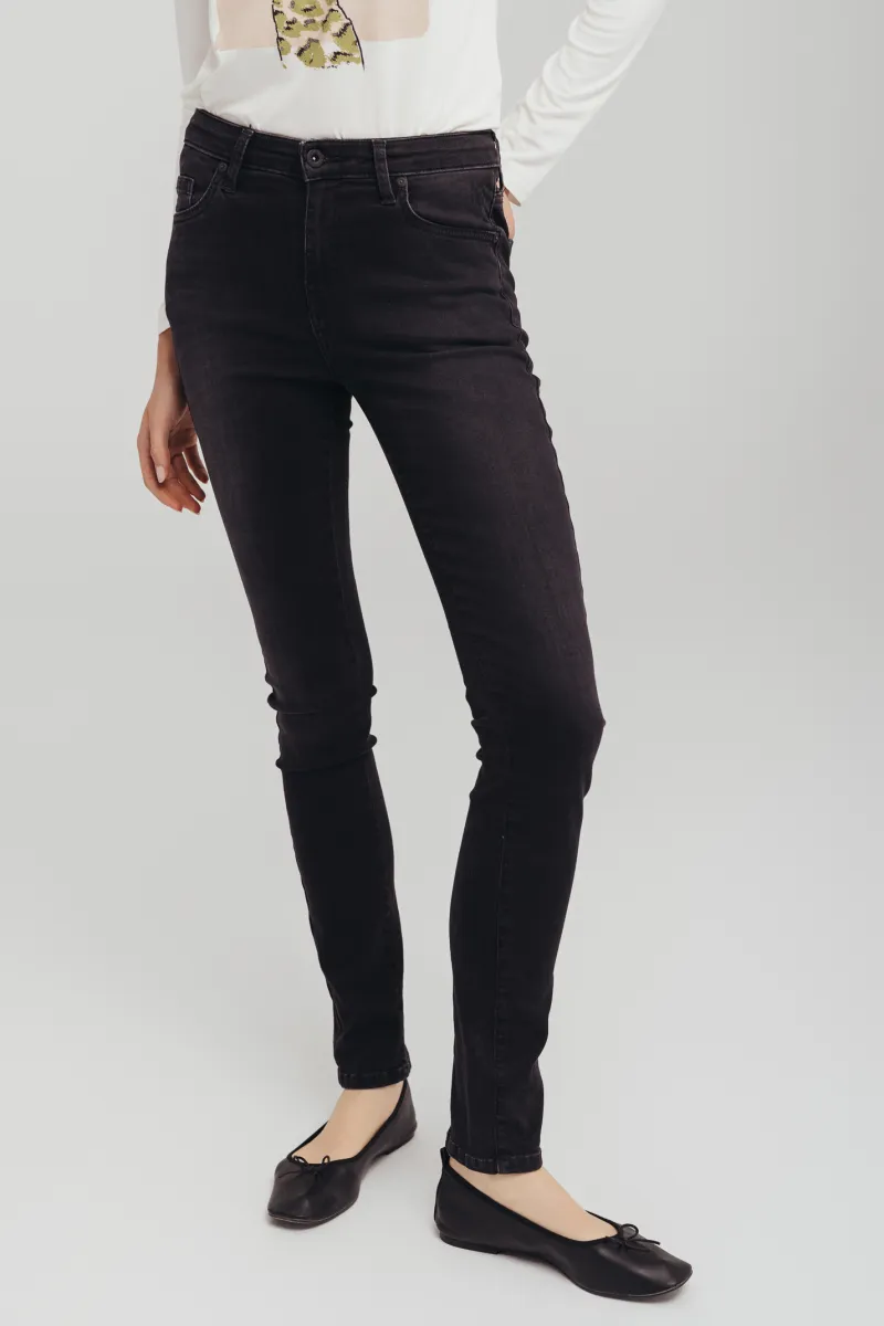 Crne skinny farmerke sa visokim strukom -model 205