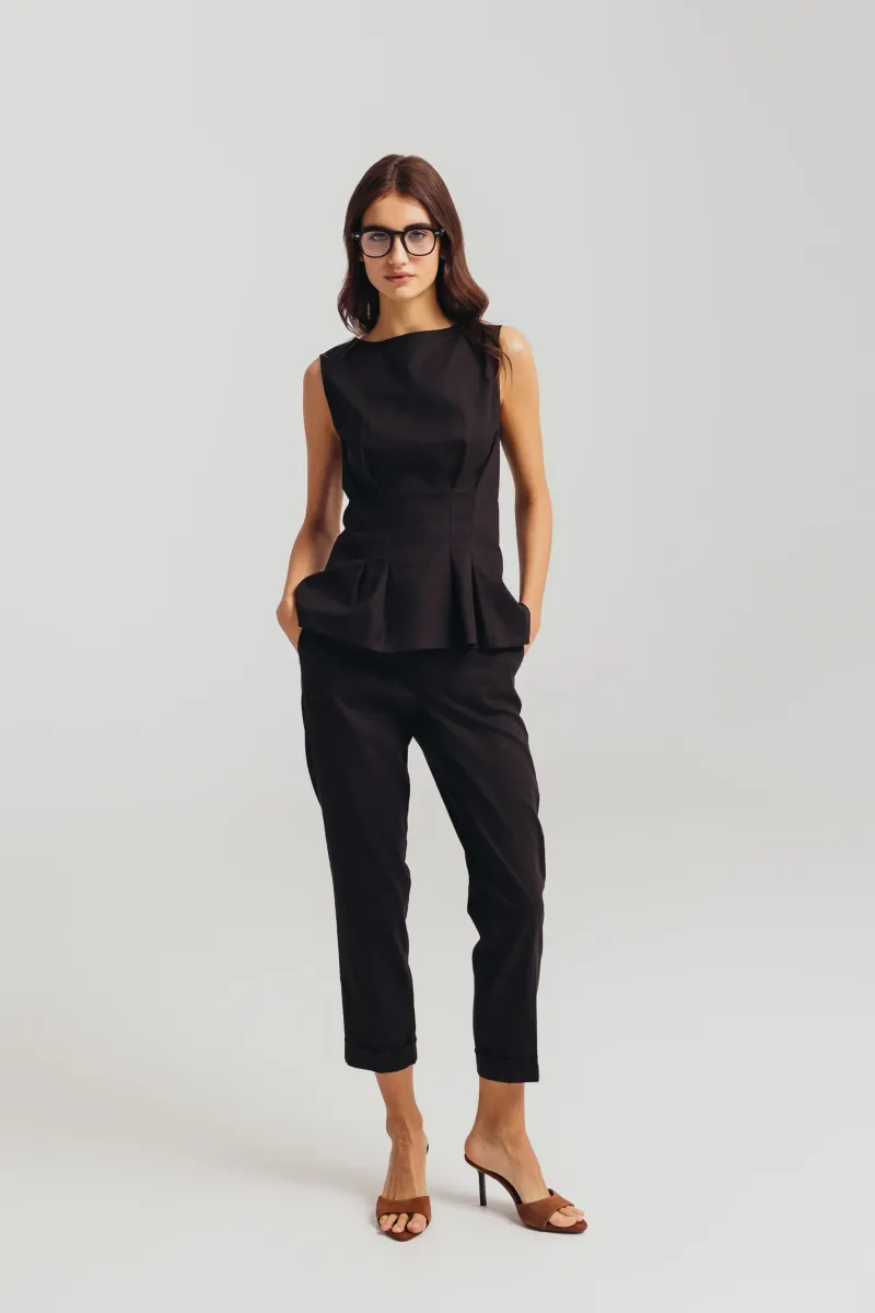 Lanene ženske crne pantalone