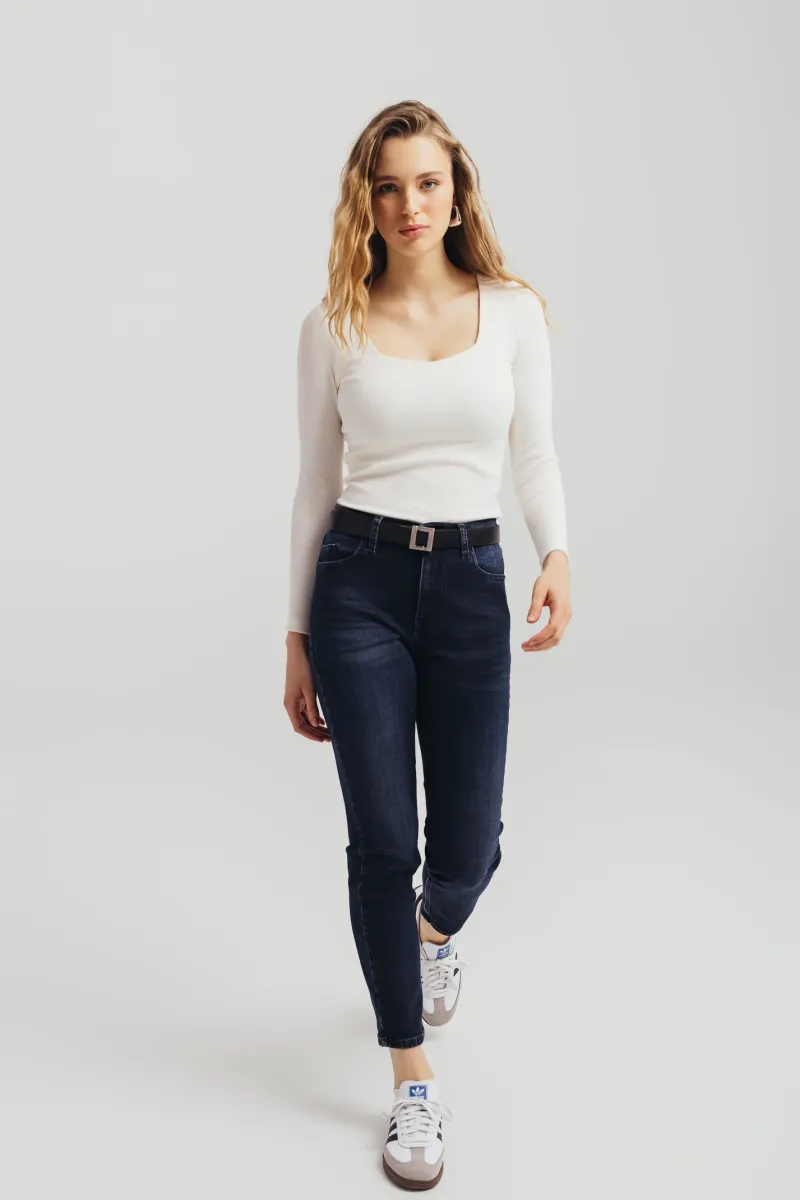 Mom fit farmerice sa suženim nogavicama i visokim strukom -model 213