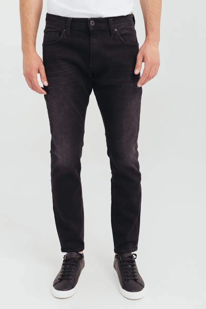 Muške slim fit farmerice sa suženim nogavicama i niskim strukom -model 106