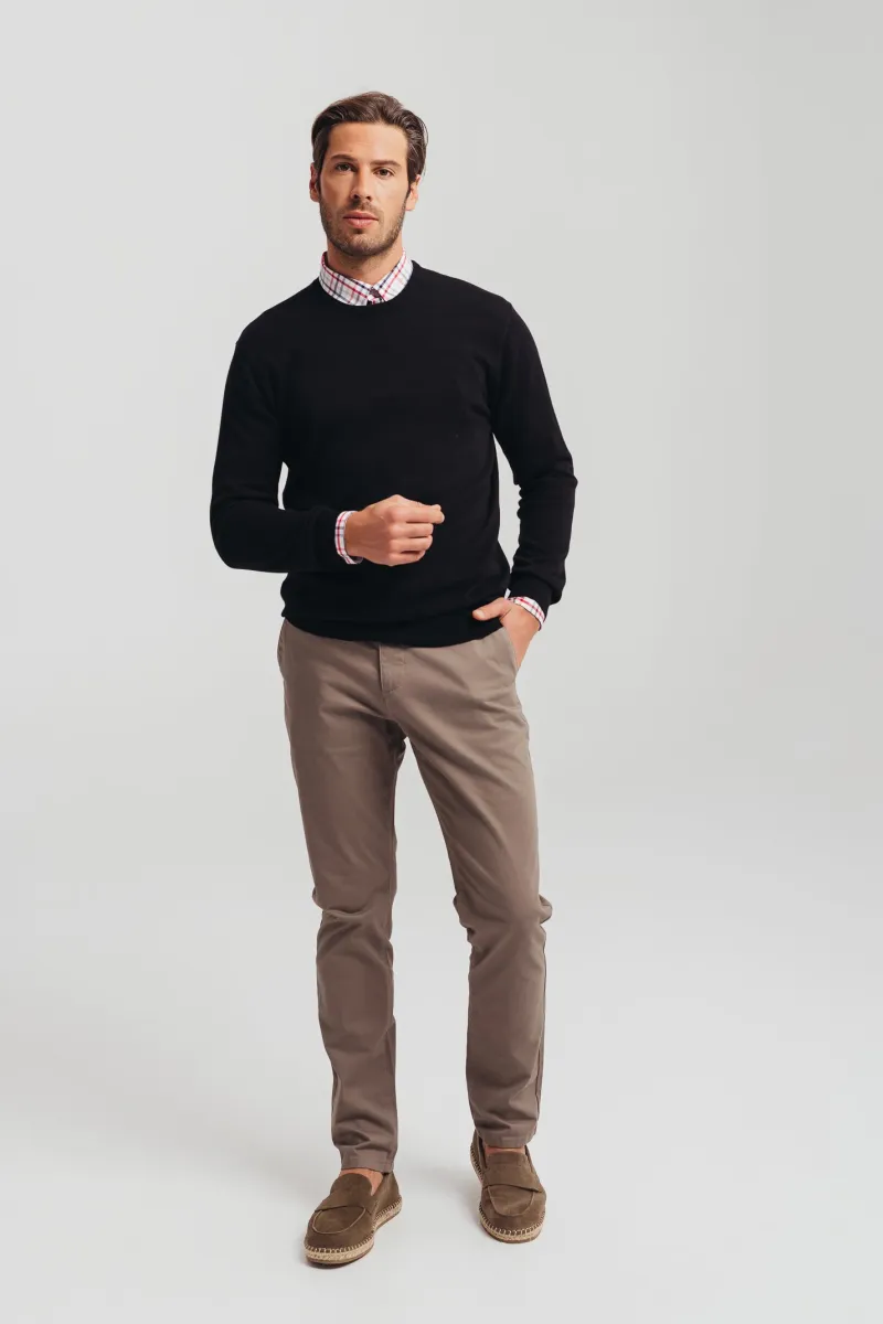 Muški crni džemper