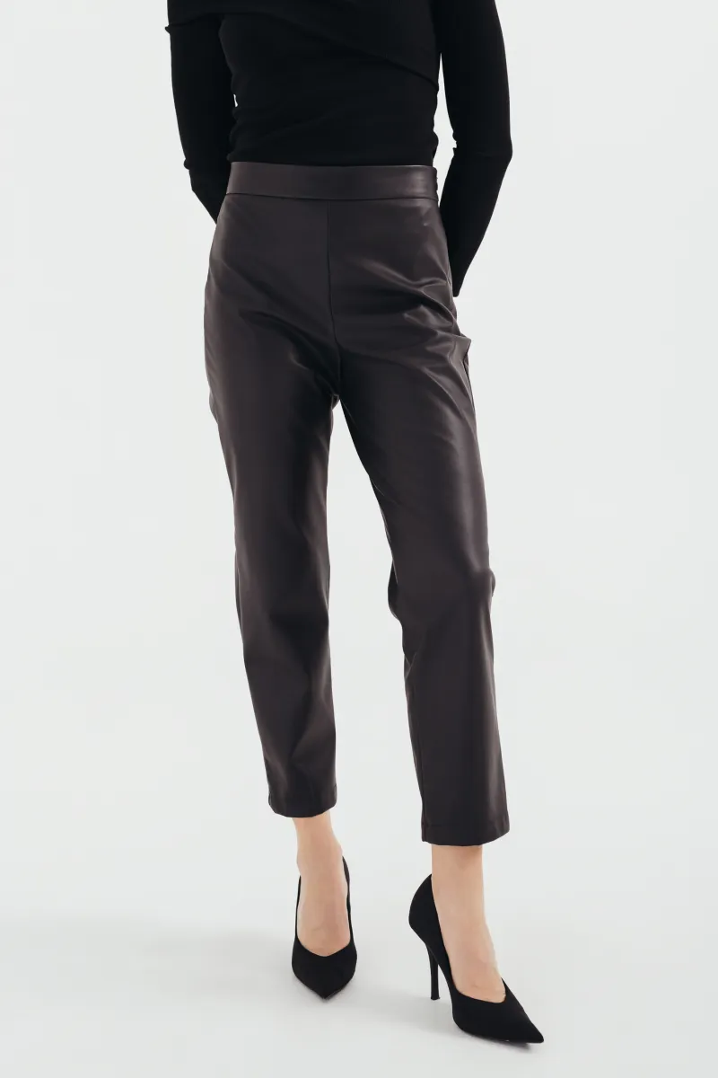 Pantalone od veštačke kože