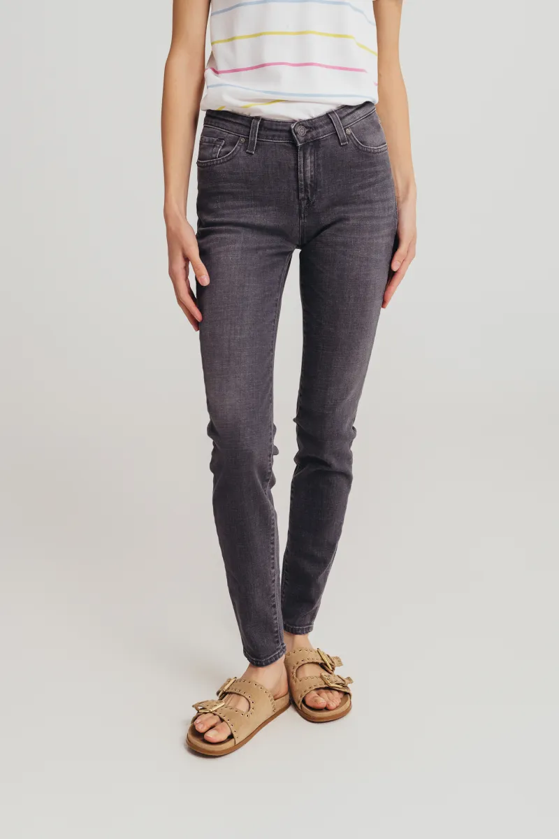 Skinny fit farmerke u sivoj boji -model 208