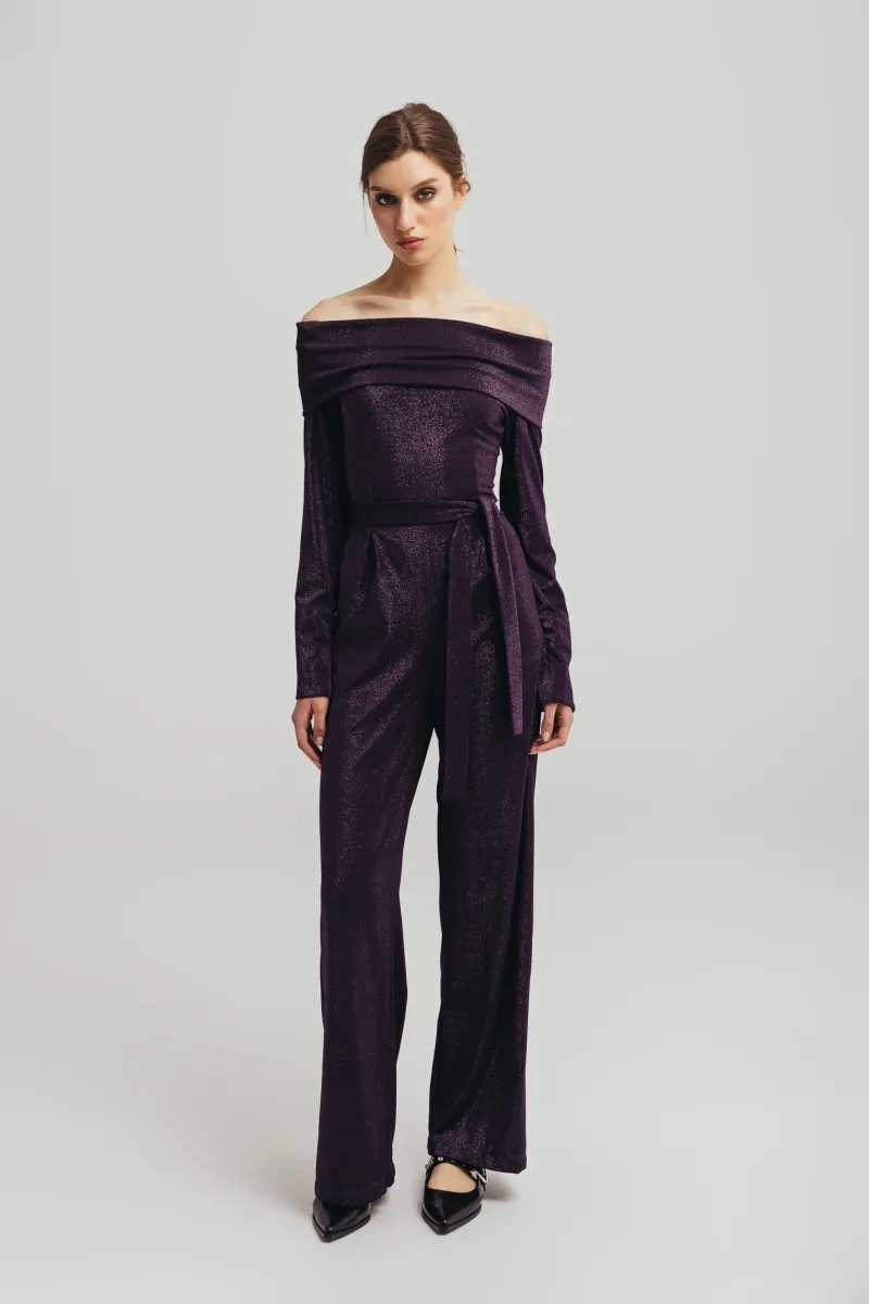 Tamno ljubičasti kombinezon