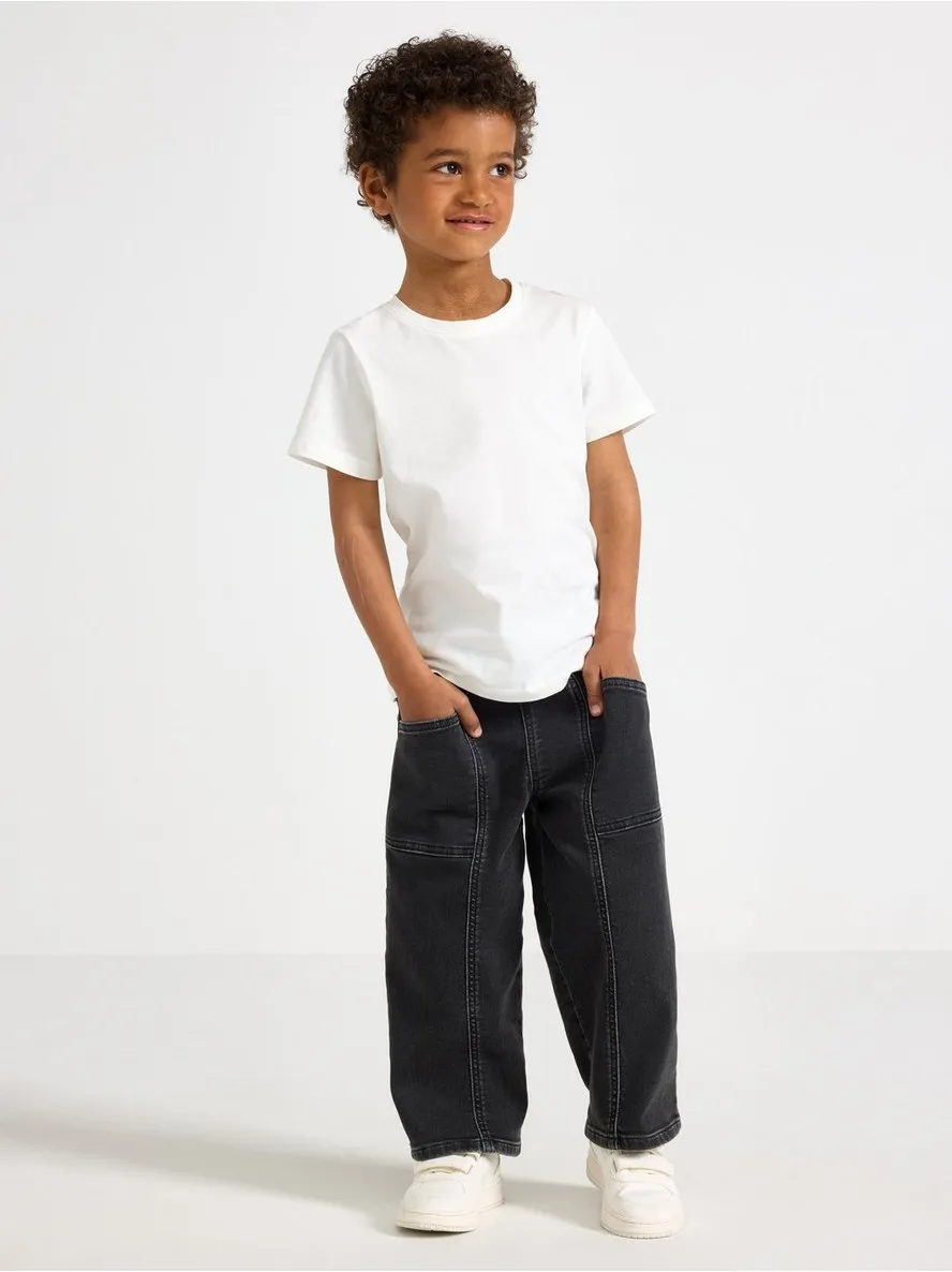 Farmerke – Jeans with balloon fit