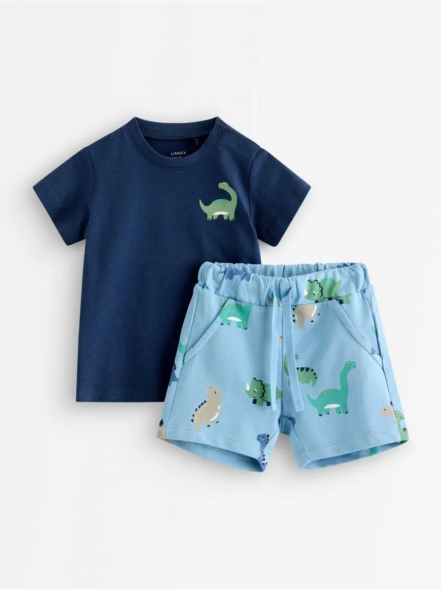 Set majica i šorts – Set with top and shorts