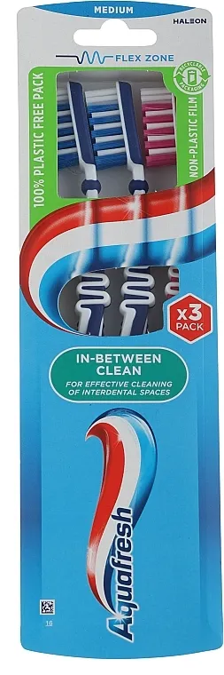 Aquafresh In Between Clean Medium Set četkica za zube, plava + plava + roze