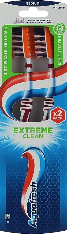 Aquafresh Medium Set četkica za zube Extreme Clean, srednje tvrde, bordo