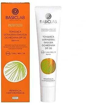 BasicLab Dermocosmetics Protecticus Spf50 Tonirajuća ultralagana zaštitna emulzija