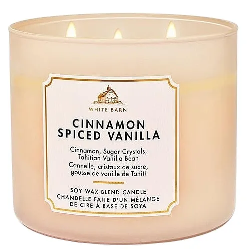 Bath &amp; Body Works White Barn Cinnamon Spiced Vanilla 3-Wick Candle Mirisna sveća sa poklopcem, sa 3 fitilja