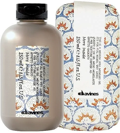 Davines More Inside Medium Hold Modelling Gel Gel za oblikovanje srednje čvrstoće za efekt mokre kose
