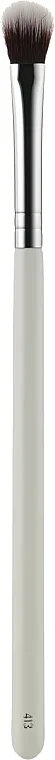 Ilu 413 Medium Eyeshadow Brush Kist za sjenilo