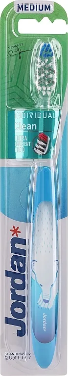 Jordan Individual Clean Medium Četkica za zube srednja Individual Clean, plava sa belim medvedom