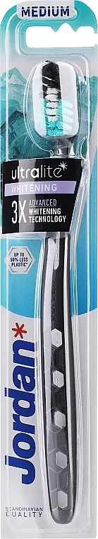 Jordan Ultralite Whitening Medium Toothbrush Četkica za zube, srednja, crna