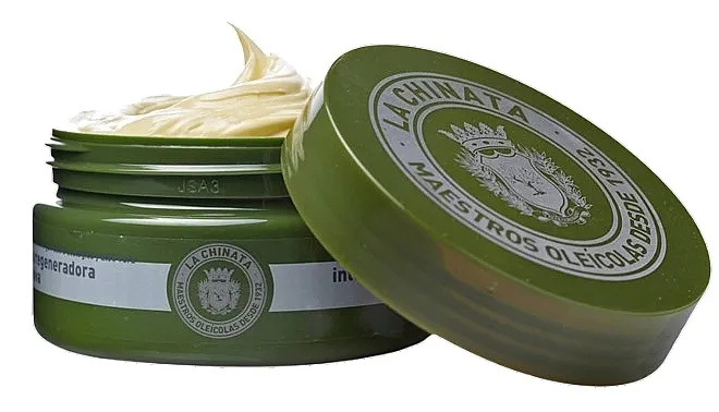 La Chinata Intensive Regenerating Cream Intenzivna obnavljajuća krema za telo