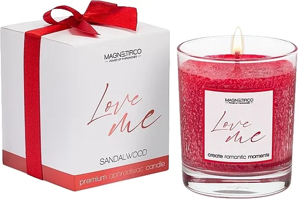 Magnetifico Love Me Sandalwood Scented Candle Mirišljava sveća "Sandalovina"