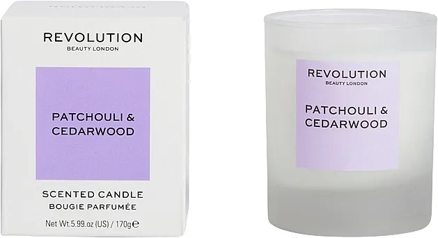 Makeup Revolution Patchouli &amp; Cedarwood Scented Candle Mirisna svijeća "Pačuli i cedar"