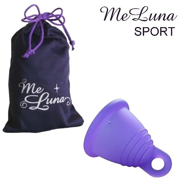 Me Luna Sport Shorty Menstrual Cup Ring Menstrualna čaša sa omčom, veličina KSL, tamno ljubičasta