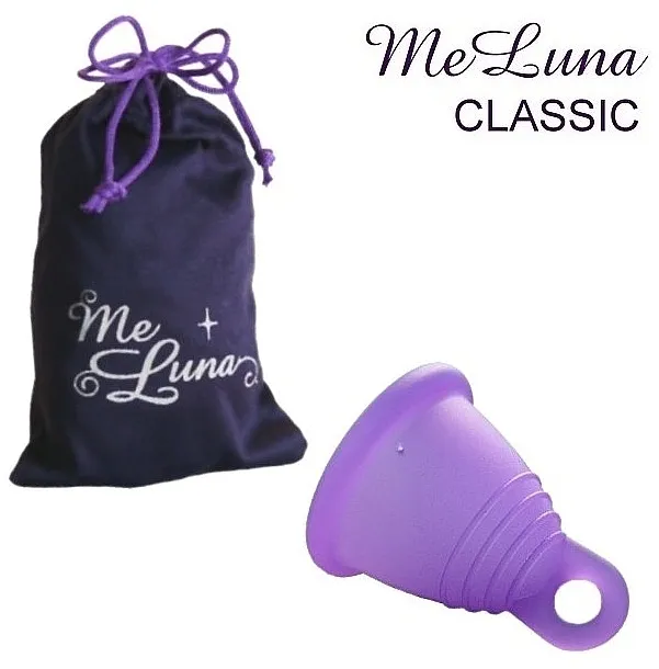MeLuna Classic Shorty Menstrual Cup Ring Menstrualna čašica s petlicom, veličina L, ljubičasta