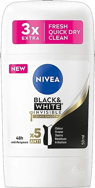NIVEA Black &amp; White Invisible Silky Smooth Deodorant Antiperspirant u spreju protiv belih i žutih mrlja