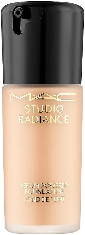 Tonirana krema-serum MAC Studio Radiance Serum-Powered Foundation