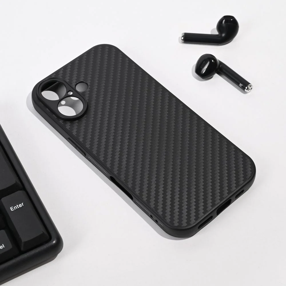 Maska za iPhone 17 6.3 crna Carbon fiber