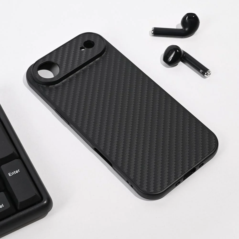 Maska za iPhone 17 Air 6.6 crna Carbon fiber