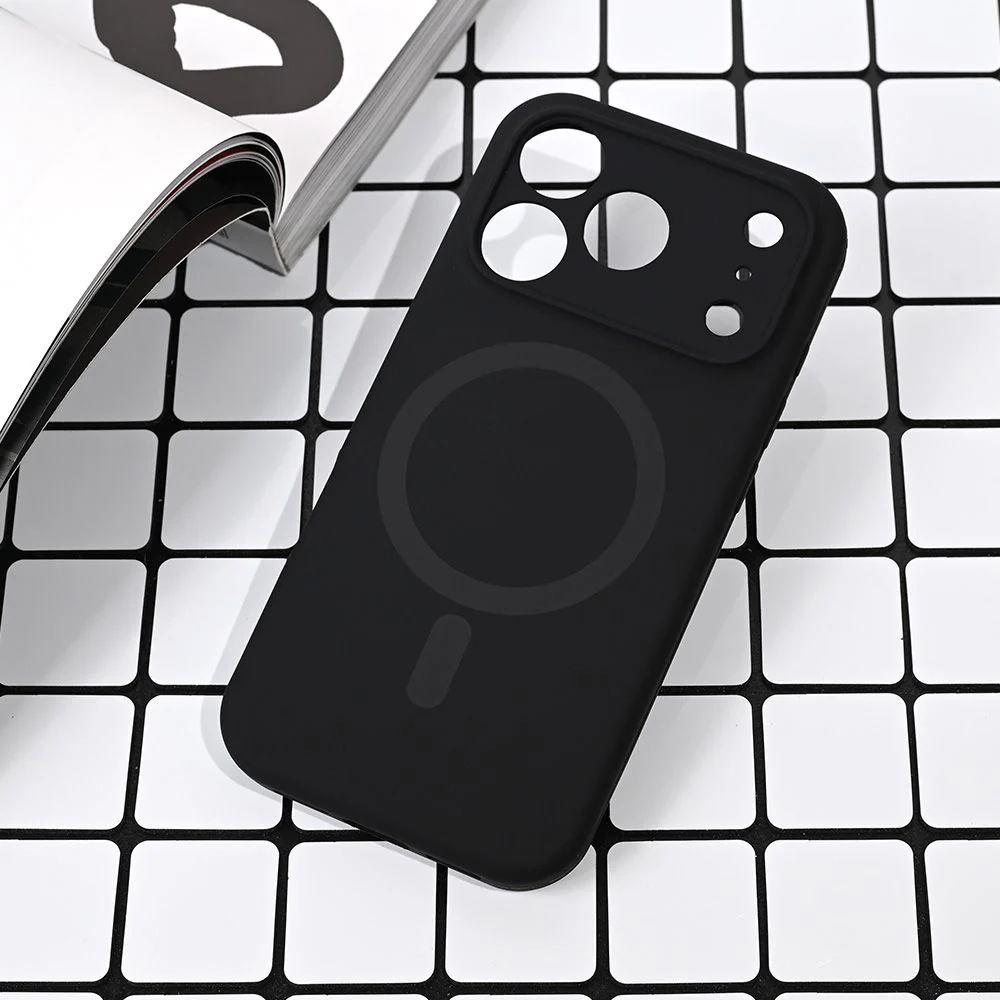Maska za iPhone 17 Pro 6.3 crna Magsafe Pure color