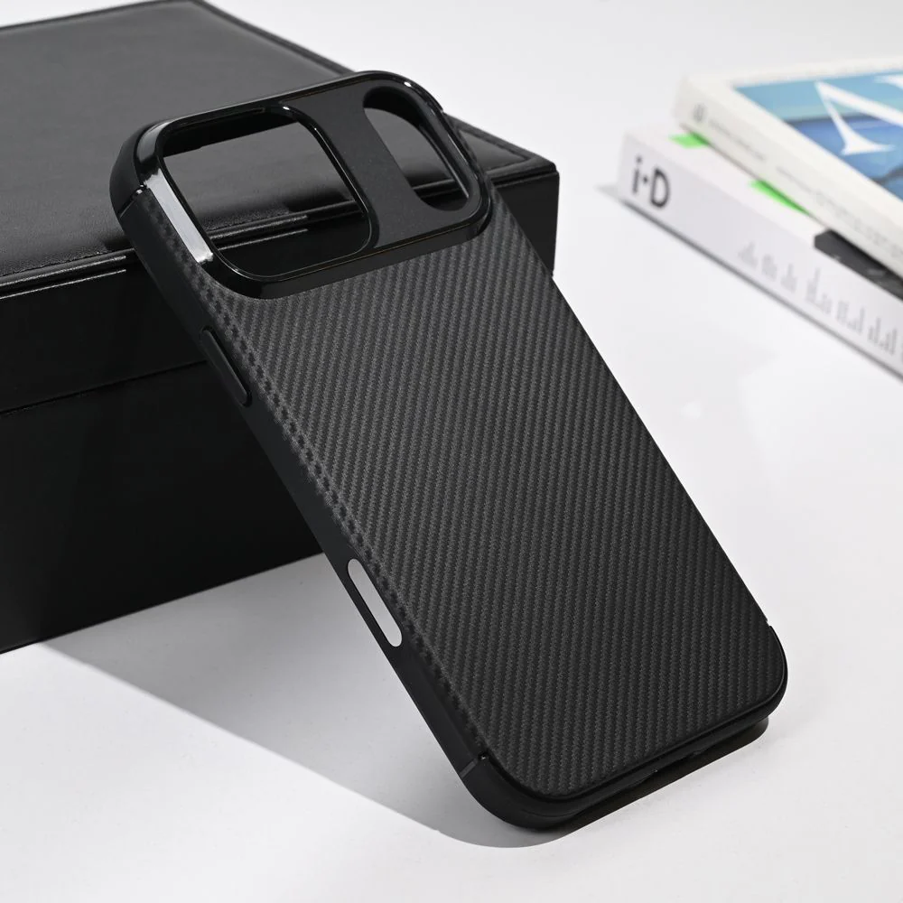 Maska za iPhone 17 Pro Max 6.9 crna Defender Carbon