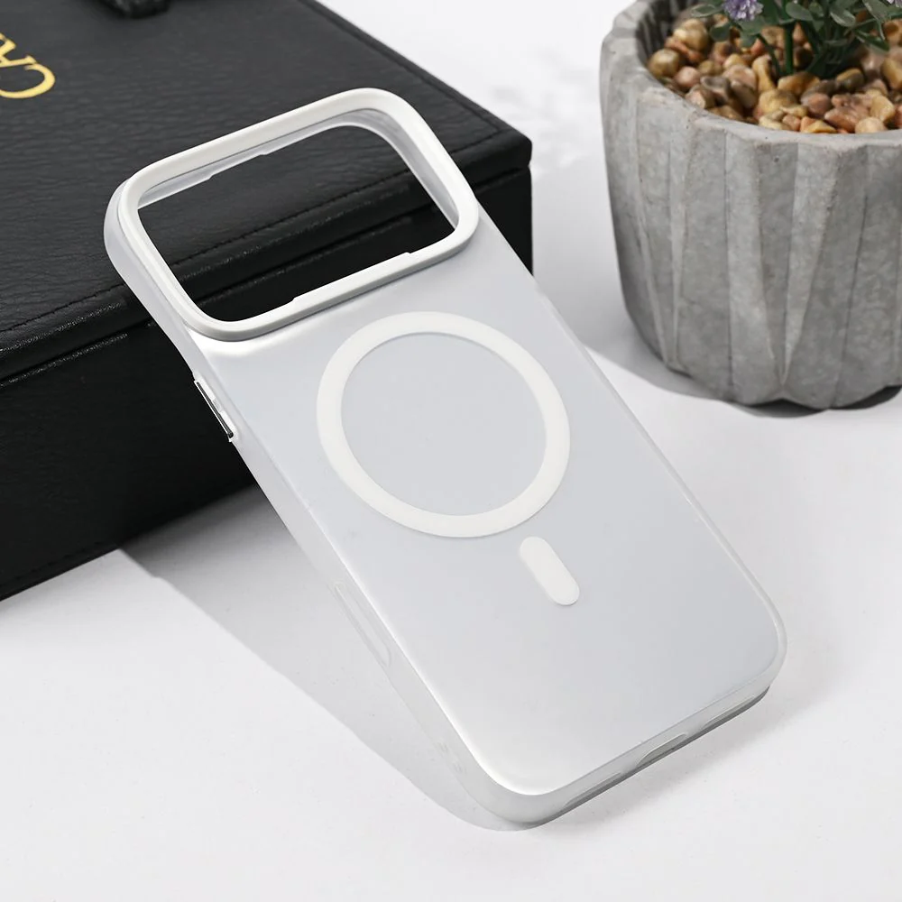Maska za iPhone 17 Pro Max srebrna Magsafe Clear