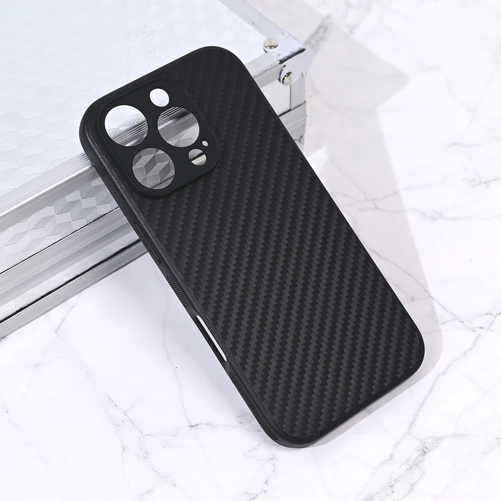 Torbica Carbon fiber za iPhone 16 Pro 6.3