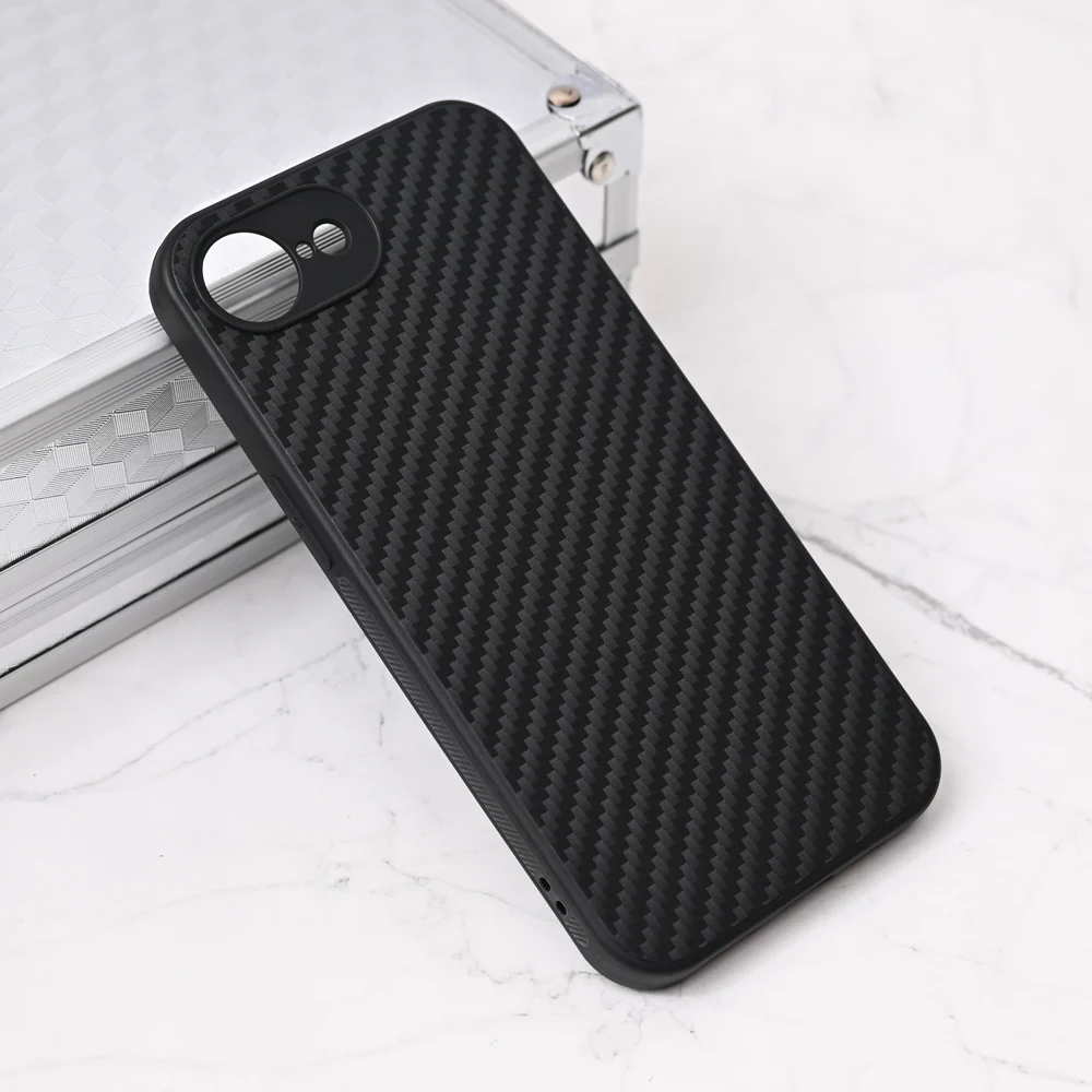 Torbica Carbon fiber za iPhone 16e 6.1