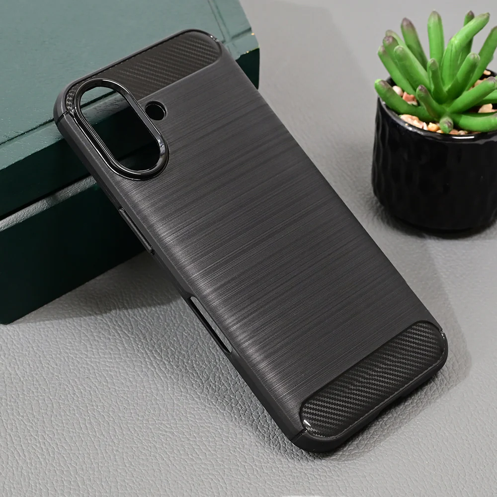 Torbica Defender Safeguard za iPhone 16 Plus 6.7