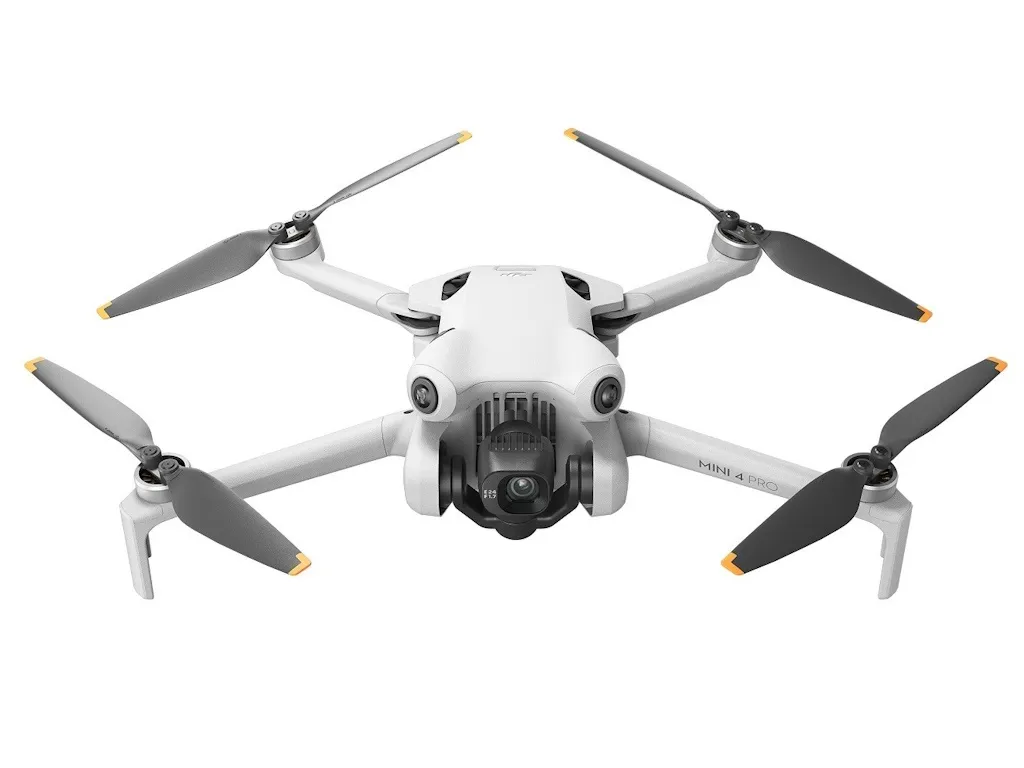 DRON DJI MINI 4 PRO FLY MORE COMBO (DJI RC 2)