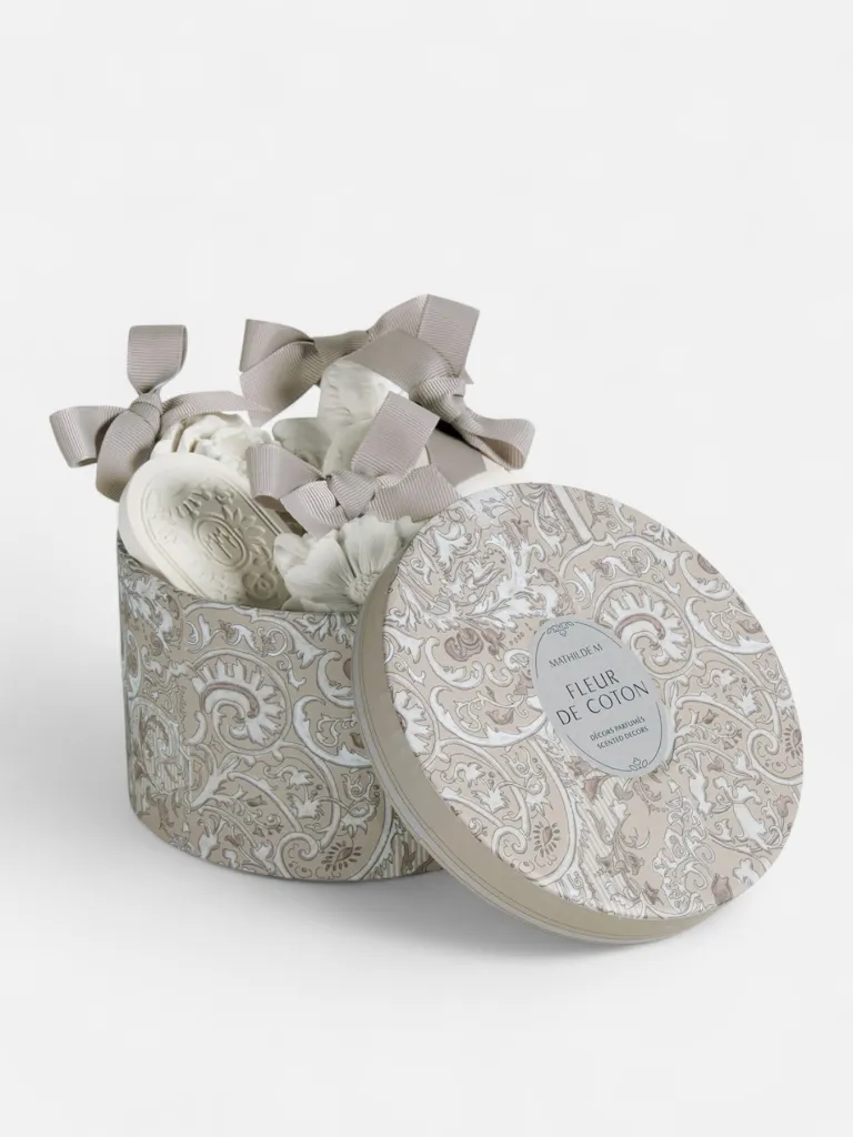 set od 5 mirisnih gipsanih dekoracija - Fleur de Coton