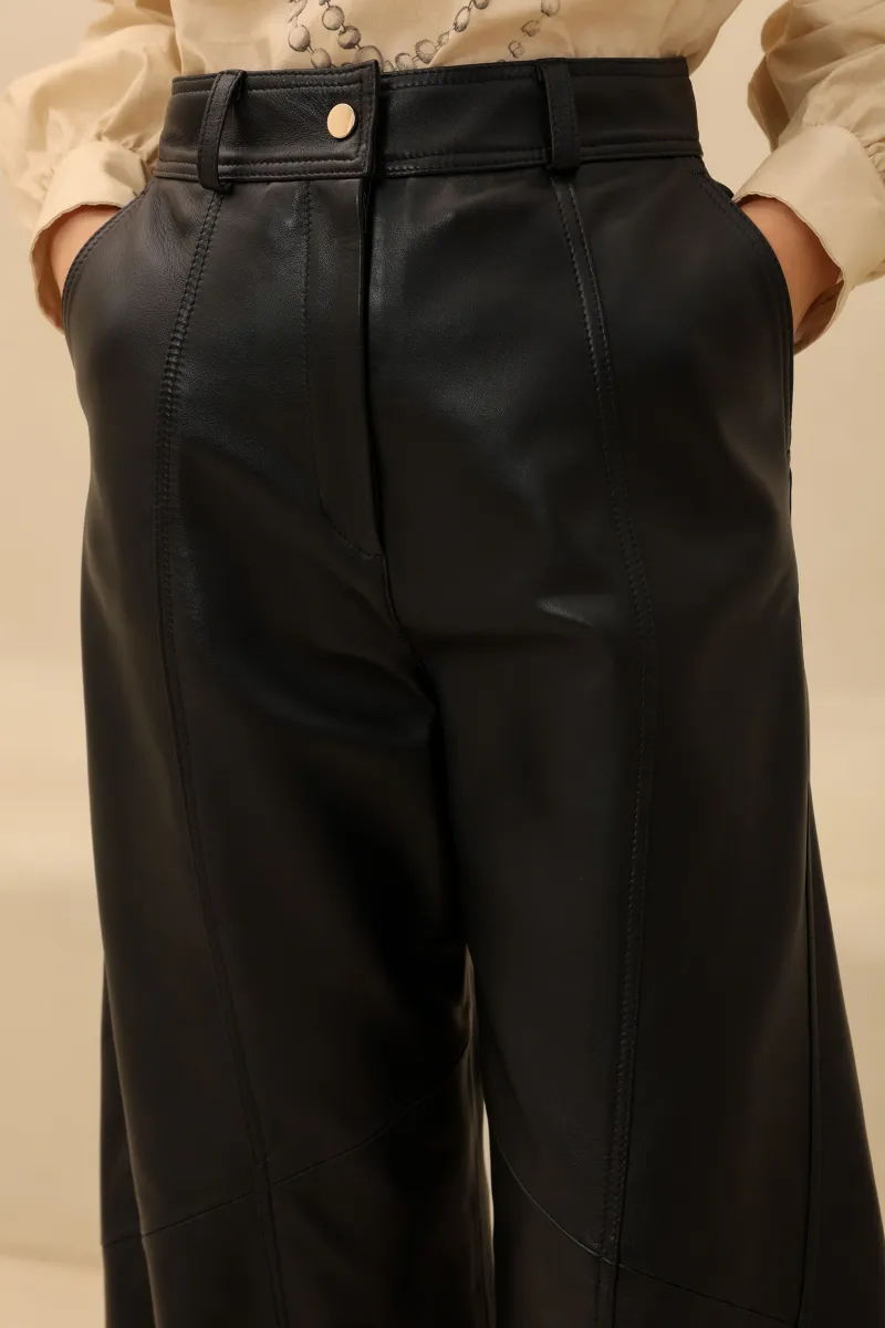 CRNE KOŽNE PANTALONE 8627201-5