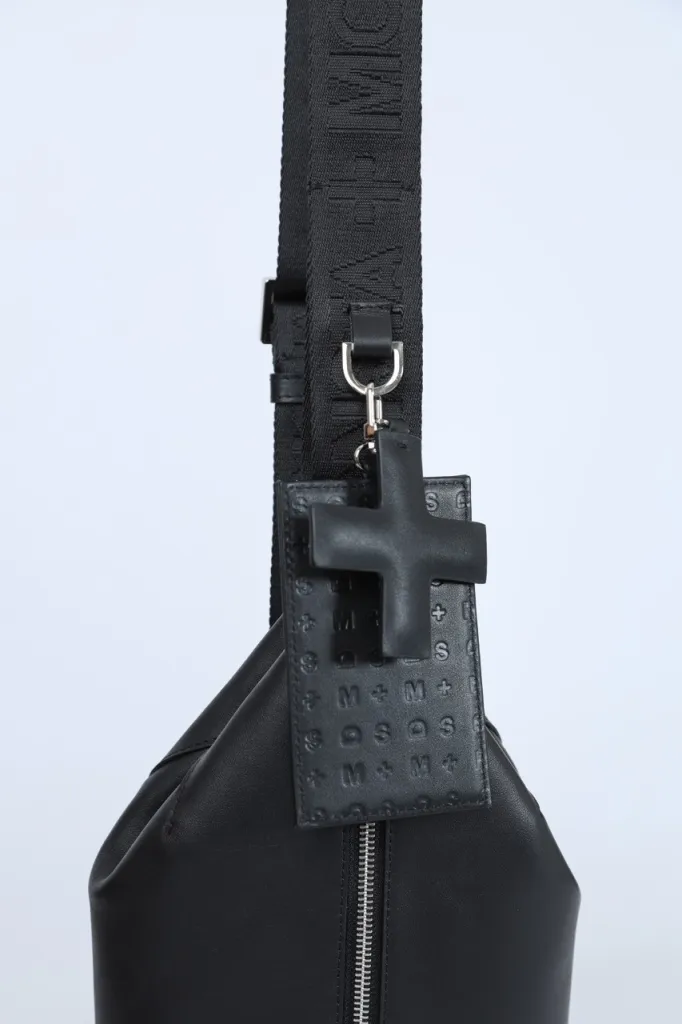 MONSTA BLACK BELTBAG 7113301-4