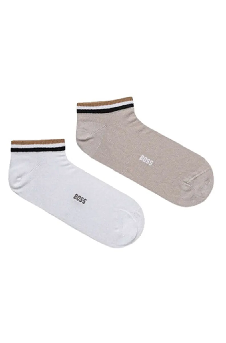 Dva para muških čarapa