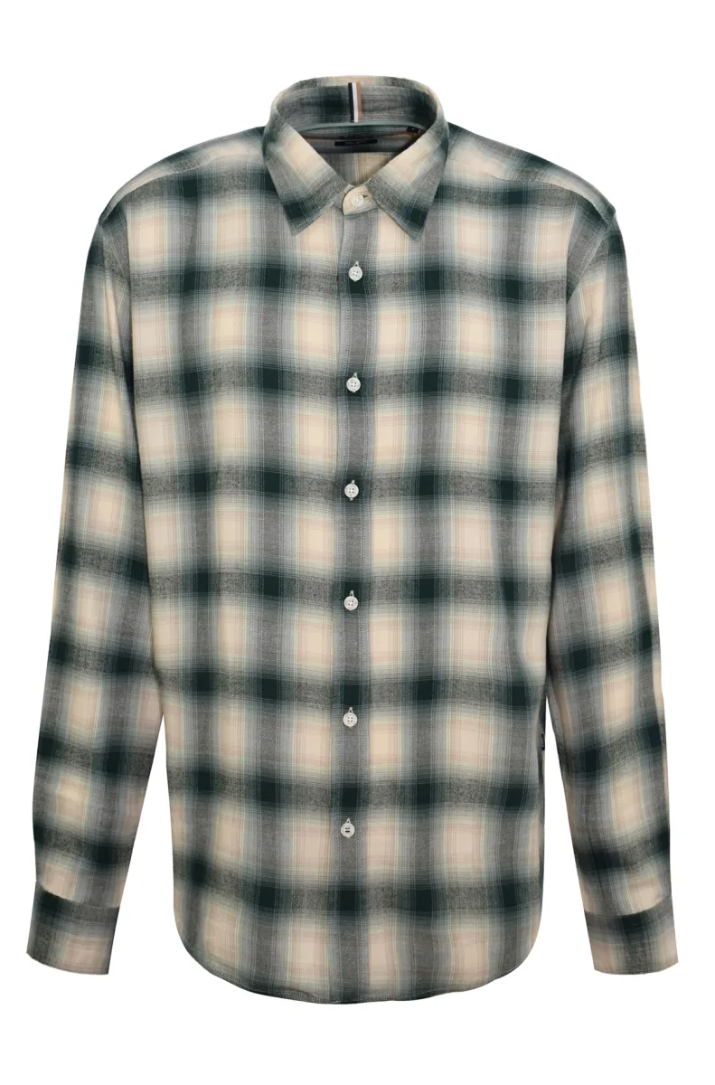 Karirana muška košulja