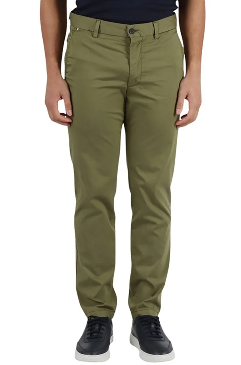 Slim fit muške pantalone