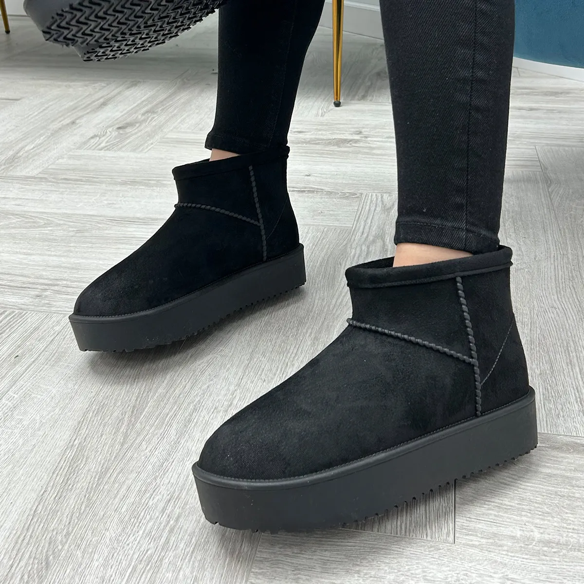 Mini boots waterproof