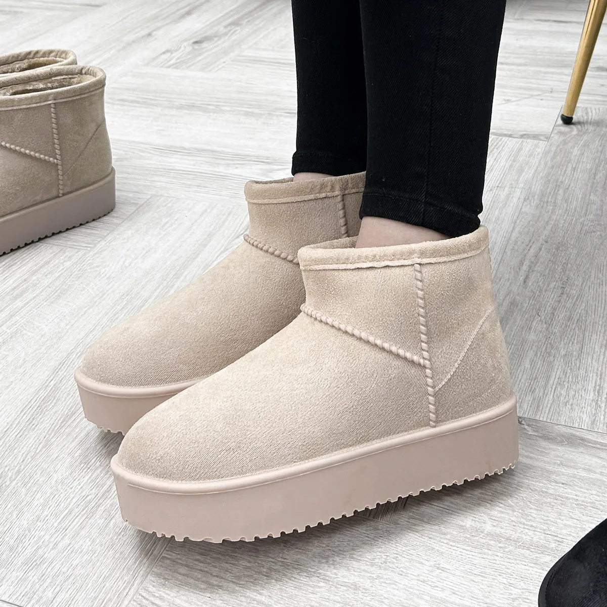 Mini boots waterproof