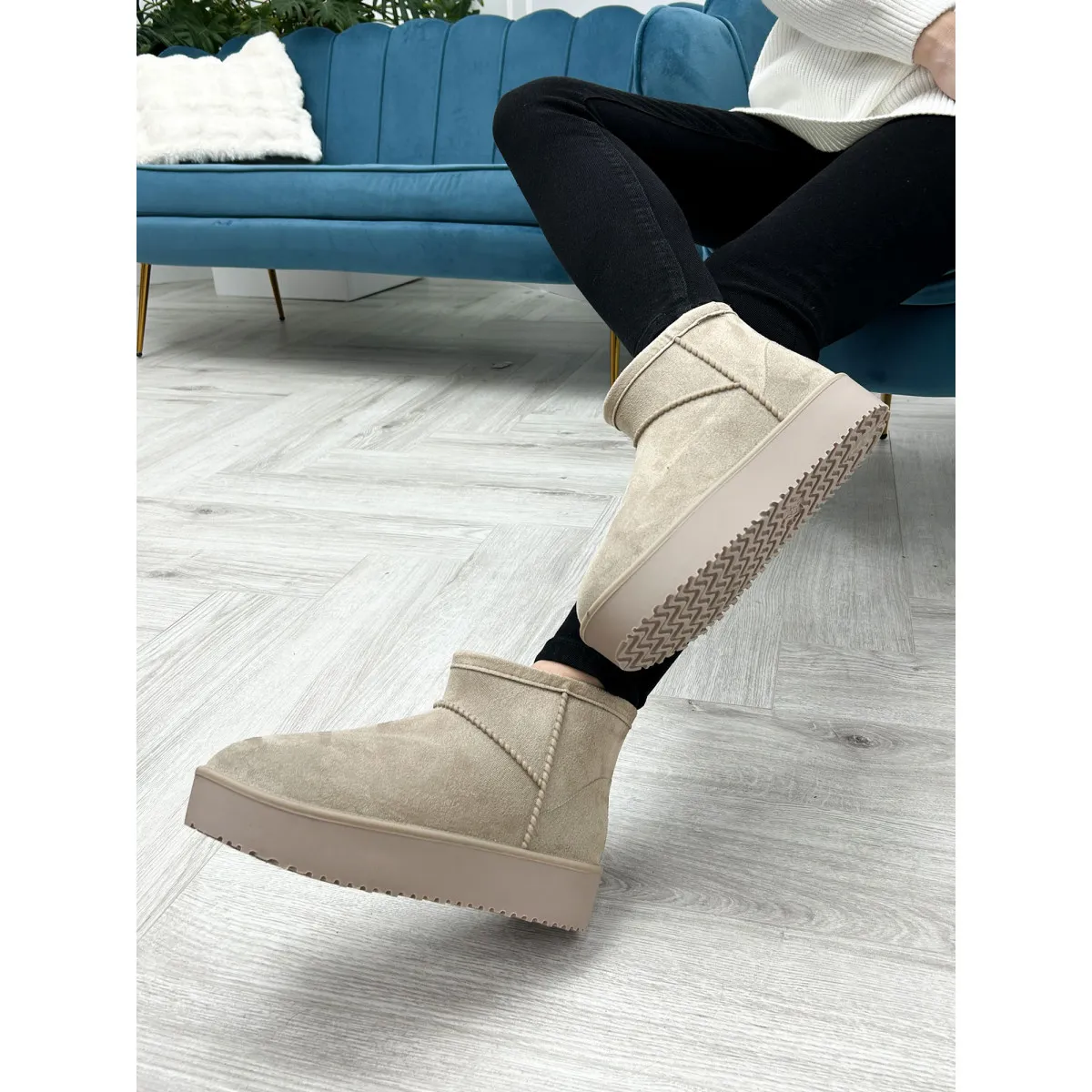 Mini boots waterproof