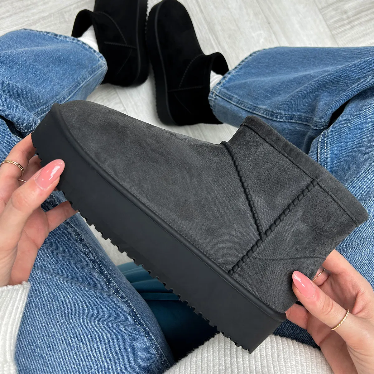 Mini boots waterproof