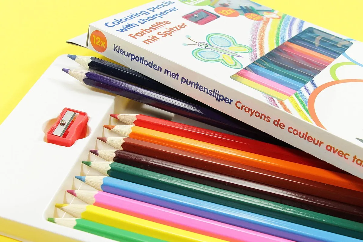 Drvene bojice fi 10mm 12/1 sa oštrilom Topwrite Kids
