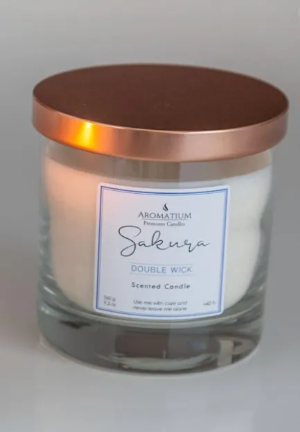 Mirisna sveća Sakura 260gr. u stak.čaši sa 2 fitilja Aromatium