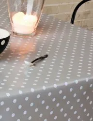 Mušema za sto 140cm dez.150042 na bele tufne Patifix