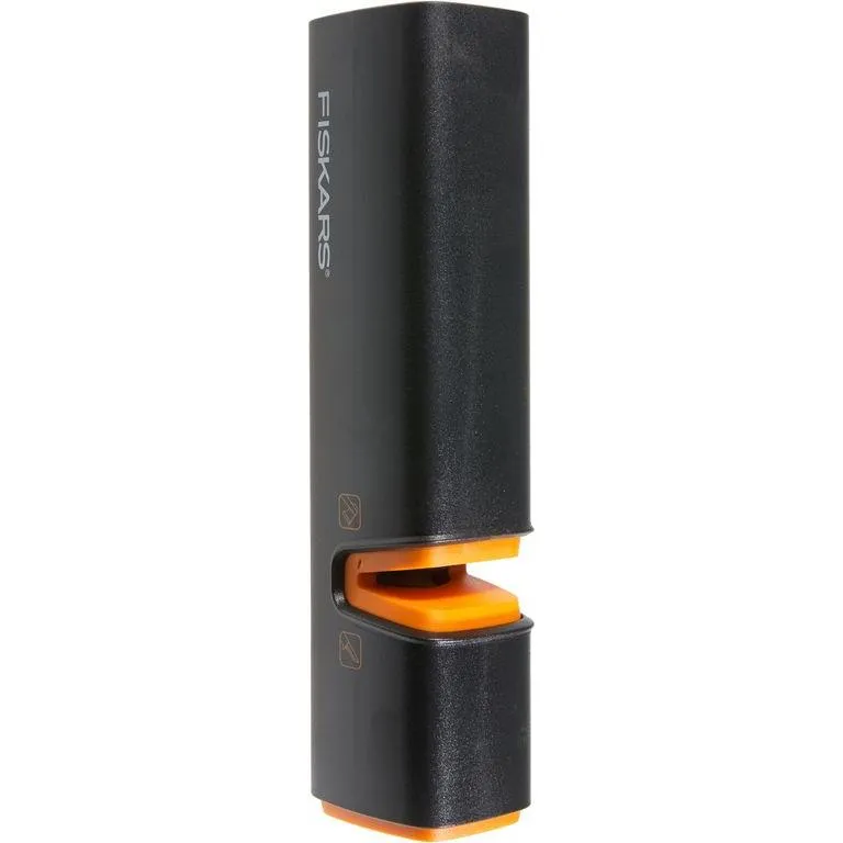 Oštrač noževa i sekira Xsharp 165mm Fiskars